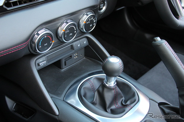 マツダ ロードスター RF RS(6MT)