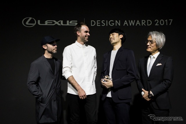 LEXUS DESIGN AWARD 2017 スナーキテクチャー（メンター）、吉添裕人（グランプリ受賞者）、澤良宏（レクサスインターナショナル プレジデント）