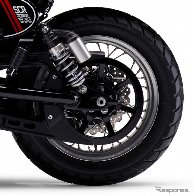 ヤマハ SCR950 ABS