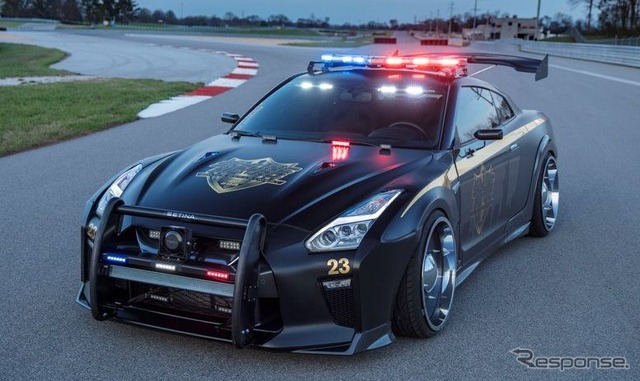 日産 GT-R のポリスカー、「コップジラ」
