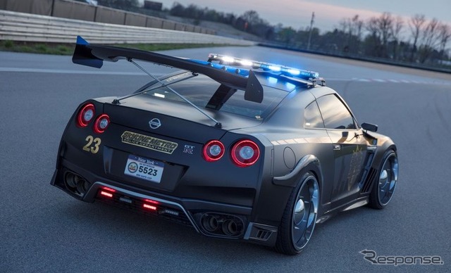 日産 GT-R のポリスカー、「コップジラ」