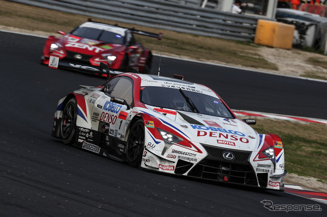 決勝3位の#1 LC500。