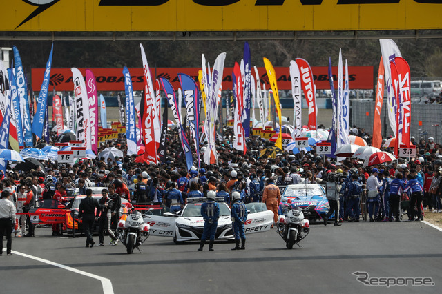 今年も盛大にスタートしたSUPER GT。