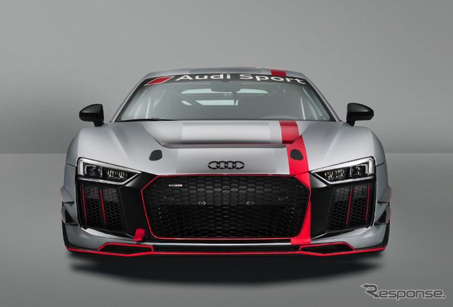 アウディR8 LMS GT4