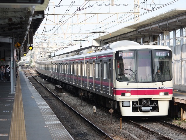 京王電鉄は4月から12月にかけ高雄メトロと共同キャンペーンを実施する。写真は京王電鉄の車両。