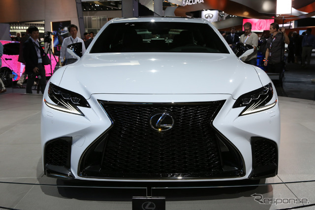 レクサス LS500 F SPORT(ニューヨークモーターショー2017)