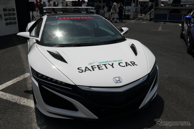 各地のサーキットのセーフティカーが集合(モータースポーツジャパン2017)