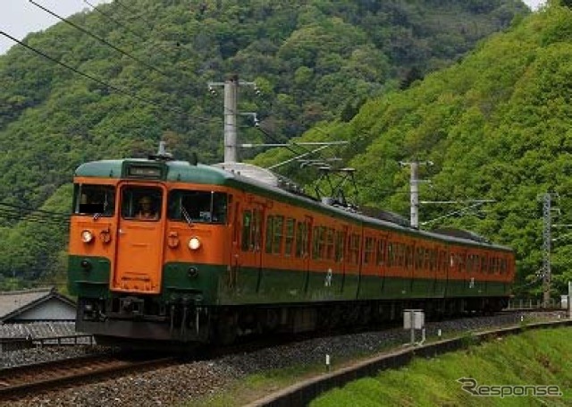 岡山地区で運用されている「湘南色」の115系。5月3～6日は6両編成で運行される。