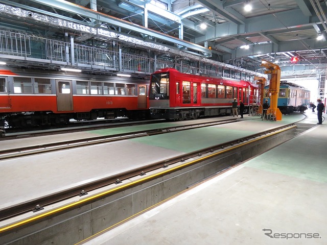 箱根登山鉄道の車両基地（入生田検車区）もこのほど新装。写真手前の線路が増設された。