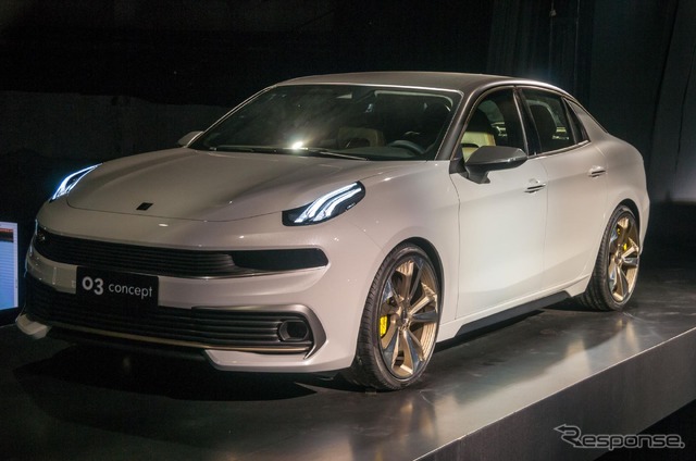 LYNK & COの03セダン