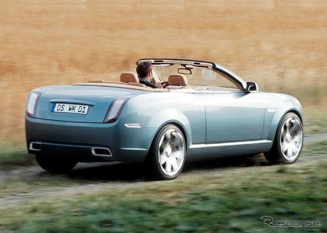 【フランクフルトショー2001出品車】カルマンが『トランスフォーマー』で提案
