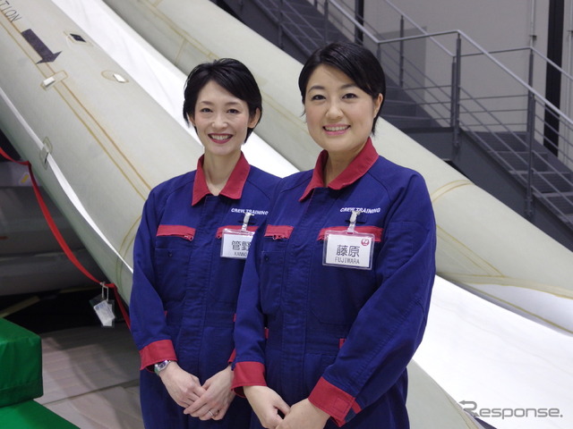 安全訓練グループの管野美紀子インストラクター(向かって左)と藤原万利子インストラクター