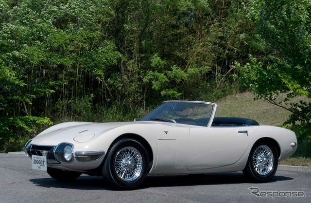 走行披露車(トヨタ2000GT “ボンドカー