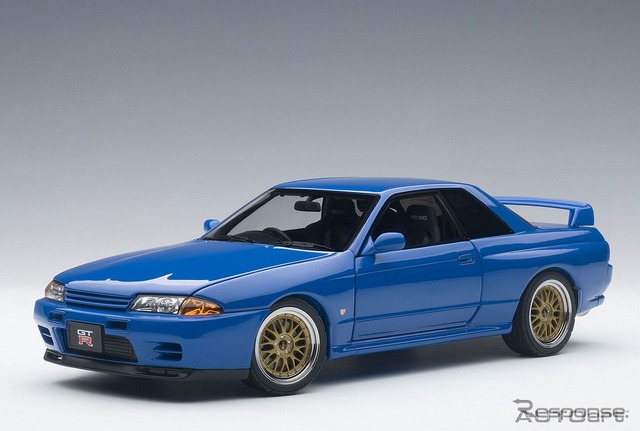 オートアート 日産スカイライン GT-R（R32）VスペックII チューンド・バージョン 1/18スケールモデル