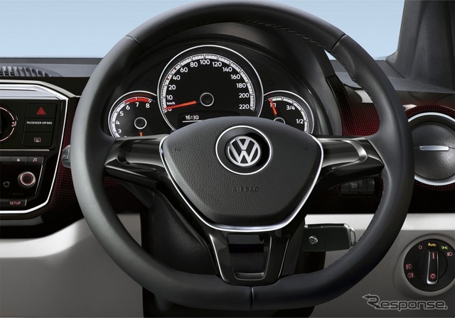 VW high up! レザーステアリングホイール