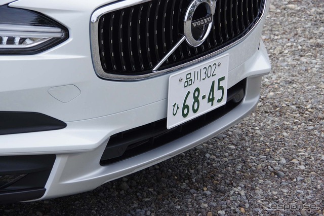 ボルボ V90 クロスカントリー