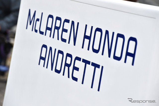 インディ500出場に向け、アロンソがインディアナポリス・モーター・スピードウェイを初走行。
