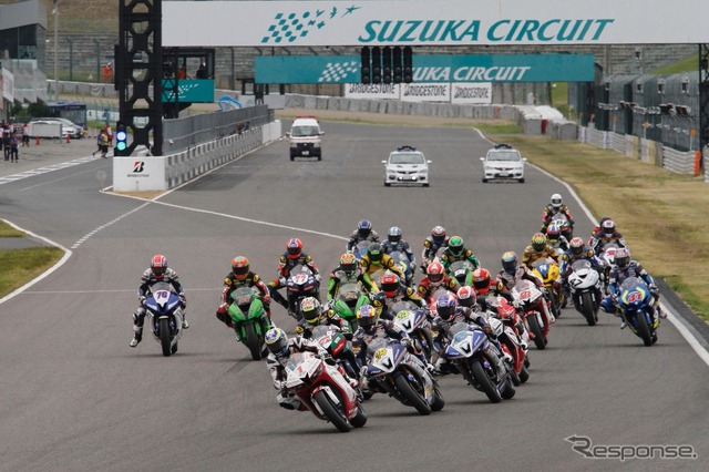 2016年SS600（Race1）のスタートシーン
