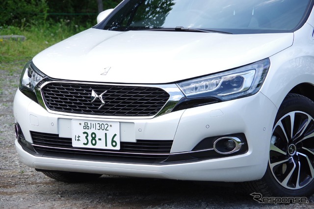 DS 4 Chic BlueHDi DS LED Vision Package