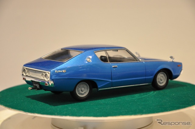 1/24 ニッサン KGC110 スカイラインHT2000GT-X '74