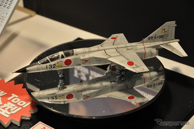 1/72 航空自衛隊 超音速高等 練習機 T-2 後期型