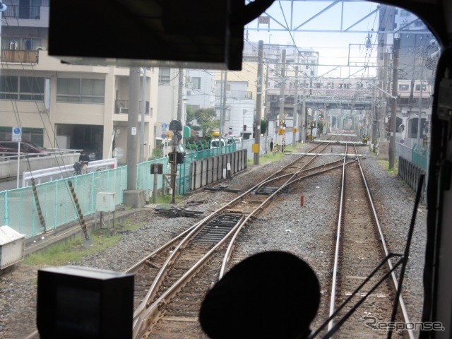 普段は見ることができない「貨物線の車窓」を楽しめる。写真は常磐貨物線。