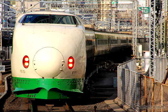 東北新幹線の大宮～盛岡間は今年6月に開業35周年を迎える。写真は東北新幹線の開業時に導入された200系。