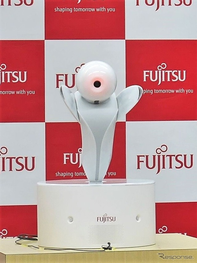 司会進行役を務めた『ロボピン』
