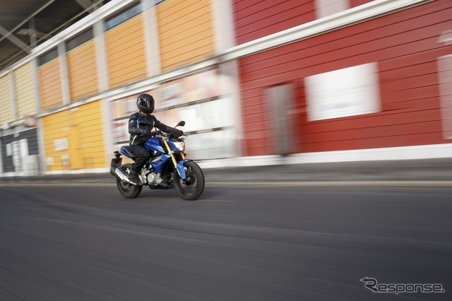 BMW G310R