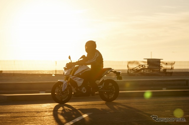 BMW G310R