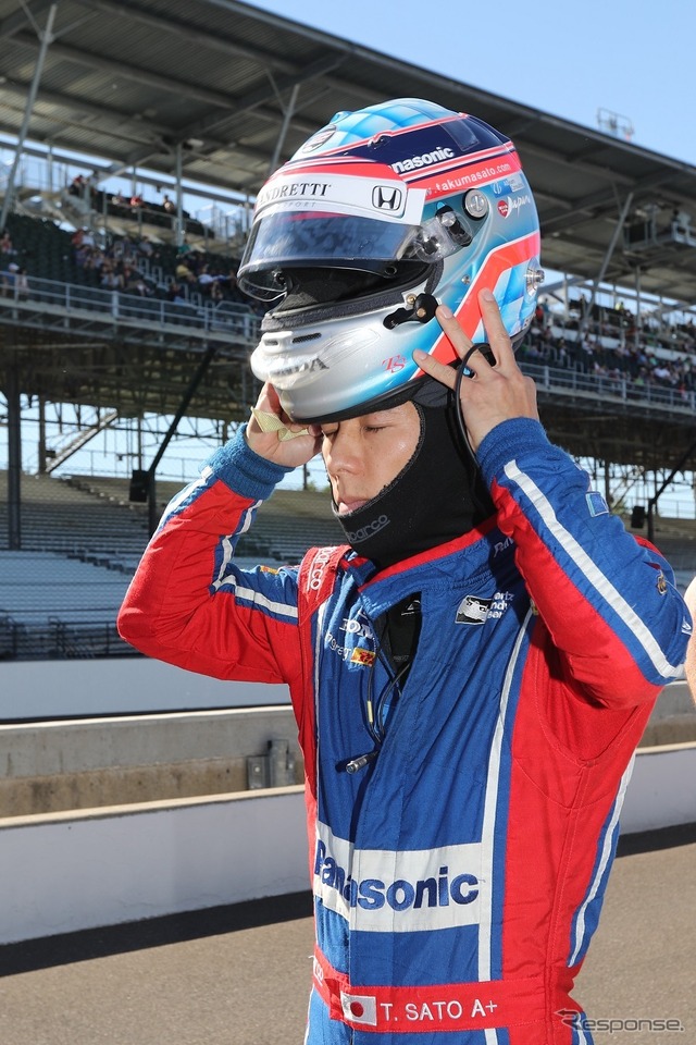 ファスト9の予選アタックに向かう佐藤琢磨。