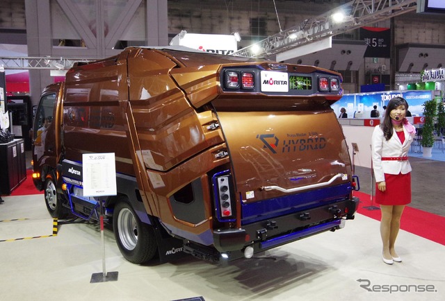モリタエコノスの新型プレス式塵芥収集車「プレスマスター E-SVN」(2017NEW環境展)