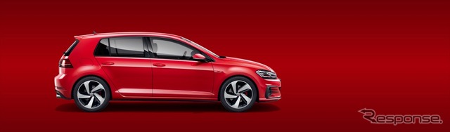 VW ゴルフGTI（トルネードレッド）