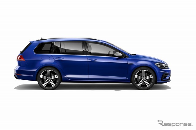 VW ゴルフR ヴァリアント(ラピスブルーメタリック)