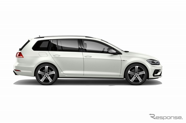 VW ゴルフR ヴァリアント(オリックスホワイトマザーオブパールエフェクト)