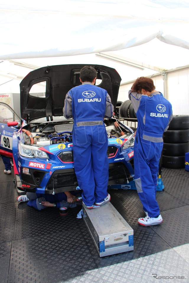 【ニュル24時間2017】スバルのメカニックは販売店の星! レース支え3連覇目指す