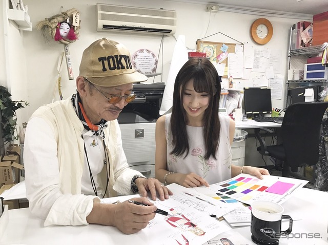 遠藤香さんと松田克麿さん衣装打ち合わせの様子