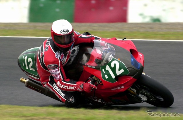 ヨシムラ スズキ GP1DAXIM GSX1300R隼(2000年)