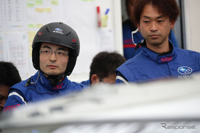 【ニュル24時間】レース中にも進化見せた！ スバル ディーラーメカニックの活躍