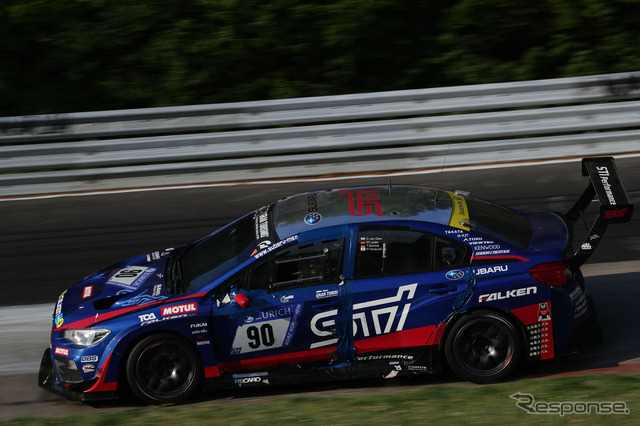 【ニュル24時間】レース中にも進化見せた! スバル ディーラーメカニックの活躍
