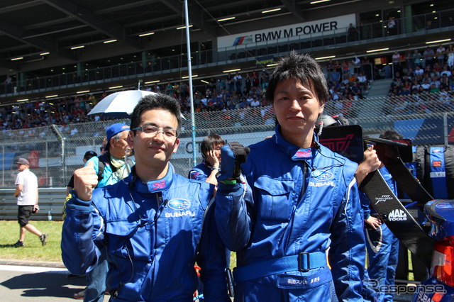 【ニュル24時間】レース中にも進化見せた! スバル ディーラーメカニックの活躍