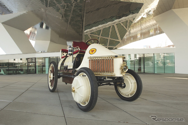 Lohner-Porsche Semper Vivus(ポルシェミュージアムの展示)
