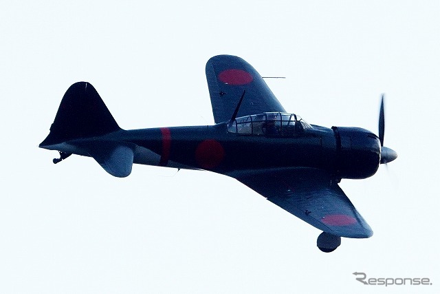 「零戦」がついにやってきた(6月3日、レッドブル・エアレース千葉)。