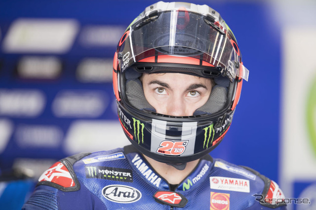 ニッキー・ヘイデンに哀悼の意を表し、ヘルメットやバイクに「69」マークが登場