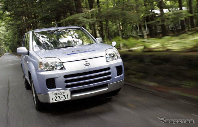 燃料電池車、高原を走る---日産が 軽井沢八月祭 に協賛
