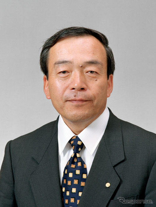 トヨタ年央会見 内山田副社長「自信もってトヨタ方式進める」
