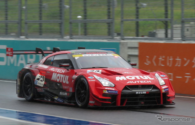 GT500トップタイムの#23 GT-R。
