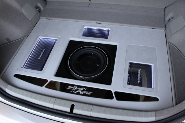 car audio newcomer! U-23 トヨタ プリウス(オーナー:石塚憂太さん) by lc sound factory 後編