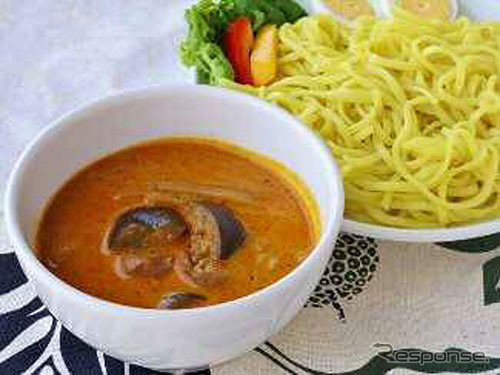 レッドカレーつけ麺(八潮PA)