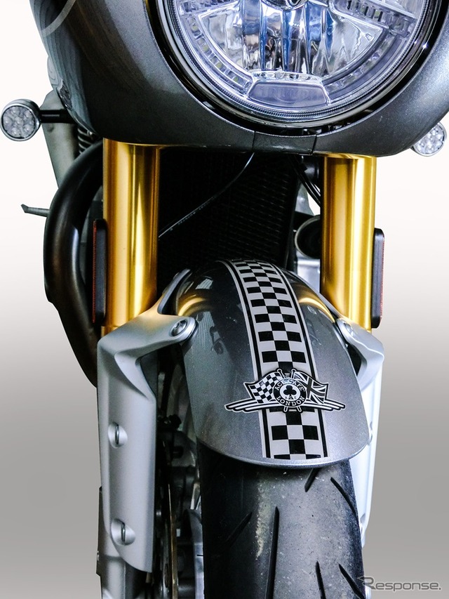 トライアンフ スラクストン/スラクストンR専用Ace Cafe デカールキット